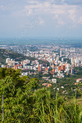 Fototapeta Naklejka Na Ścianę i Meble -  Views of Cali, the capital of the Valle del Cauca department, and the most populous city in southwest Colombia