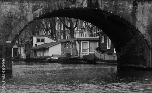 old bridge over the river © Fabiano