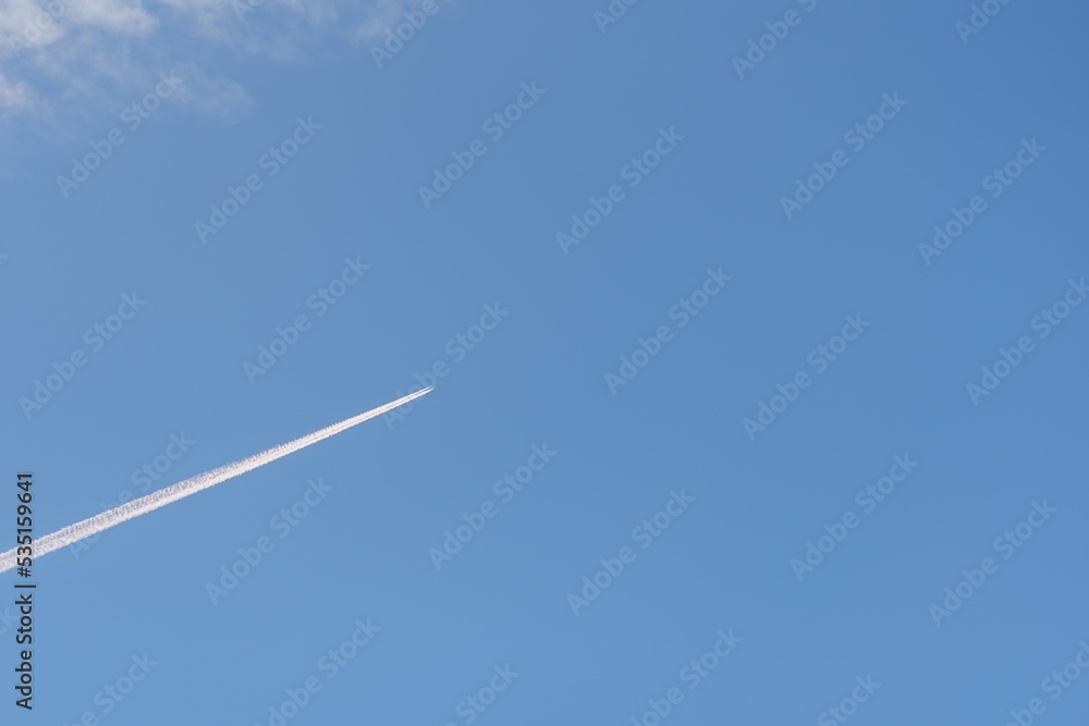 飛行機雲 飛行機雲