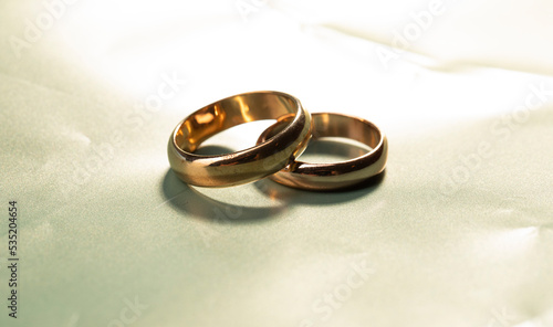 Love photo. Couple ring. Rings. Wedding. 