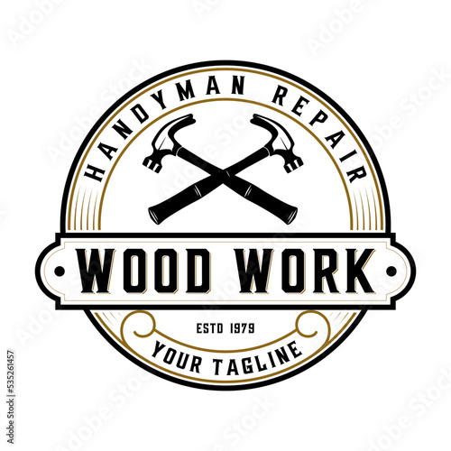 vintage logo design Antique carpentry, hammer icon in emblem form, for crafts, carpentry and construction