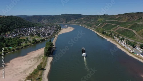 Wallpaper Mural Osterspai & Oberspay bei Niedrigwasser 2022 Torontodigital.ca