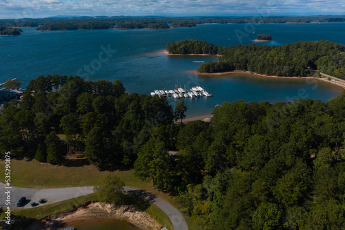 Lake Lanier Marina in Georgia, USA © Rajesh