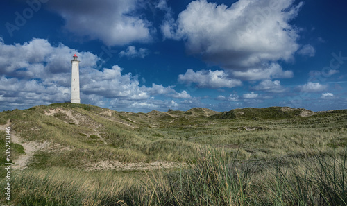Leuchtturm in den Dünen 