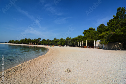 Fototapeta Naklejka Na Ścianę i Meble -  spiaggia di simuni isola di pag in croazia