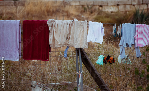 ropa tendida despues de lavar