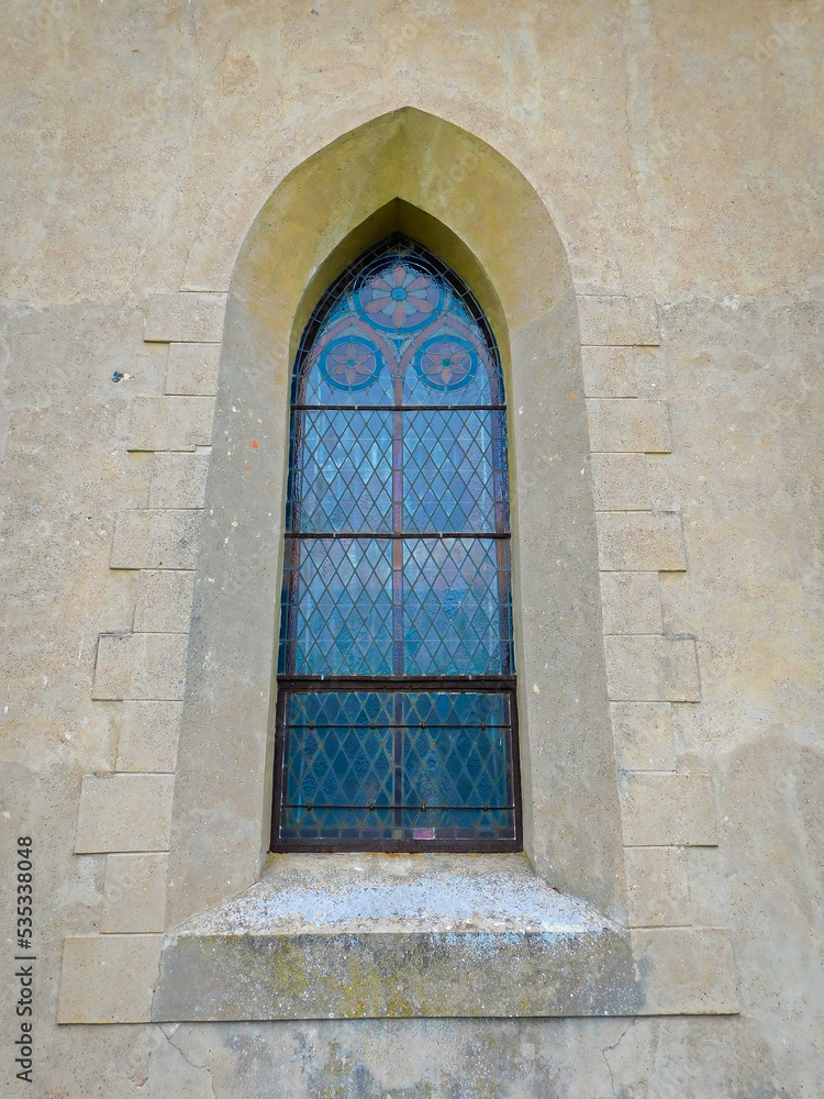 Rosenfenster der evangelische Dorfkirche aus dem 18. Jahrhundert