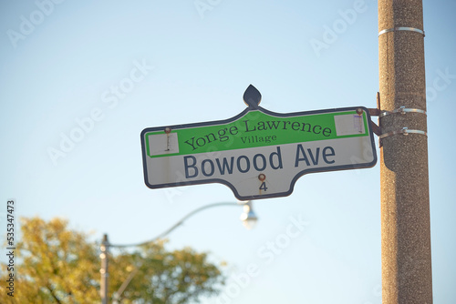 Photography Bowood Avenue.