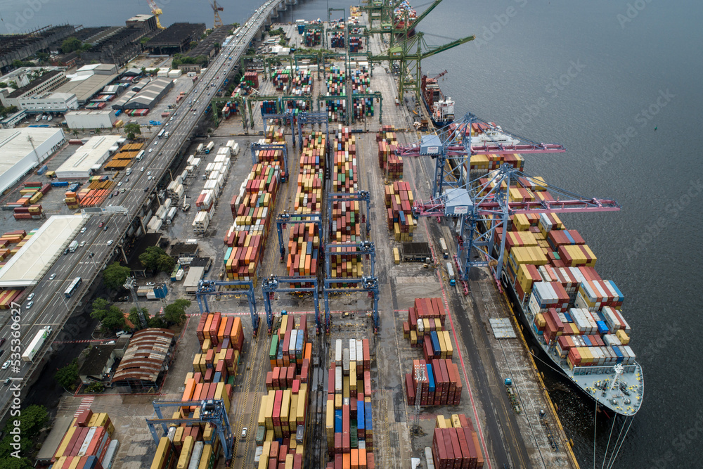 seaport of rio de janeiro, brazil full of ships with many containers ...