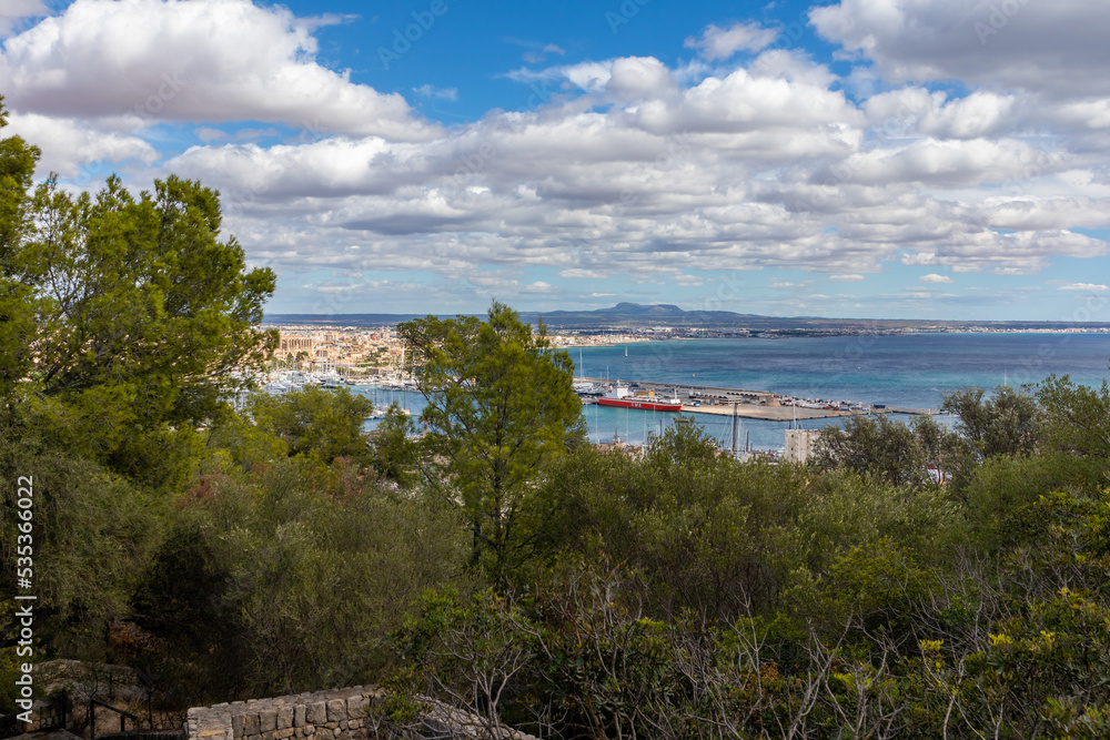 Aussicht auf dem Weg zum Castell de Bellver | Burg | Palma de Mallorca | Spanien |