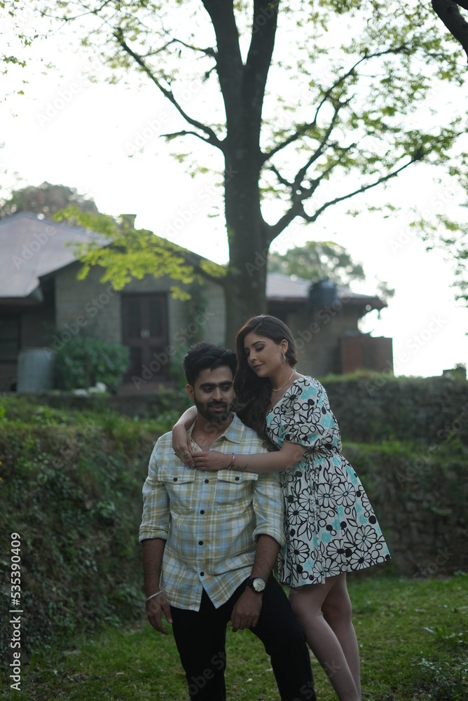 Fototapeta premium couple having fun in park