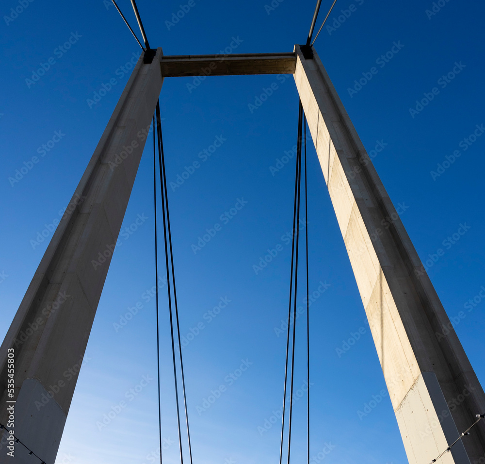 Fototapeta premium Detalle de puente pencil