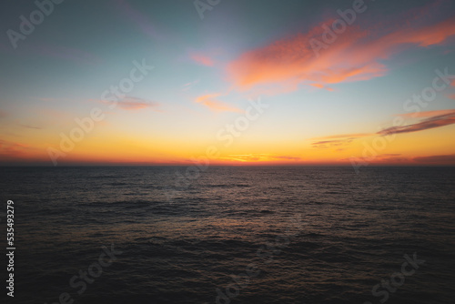 夜明けの海シリーズ © Miiiii2