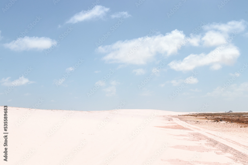 white sand / lençois maranhenses