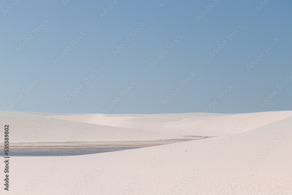 white sand / lençois maranhenses