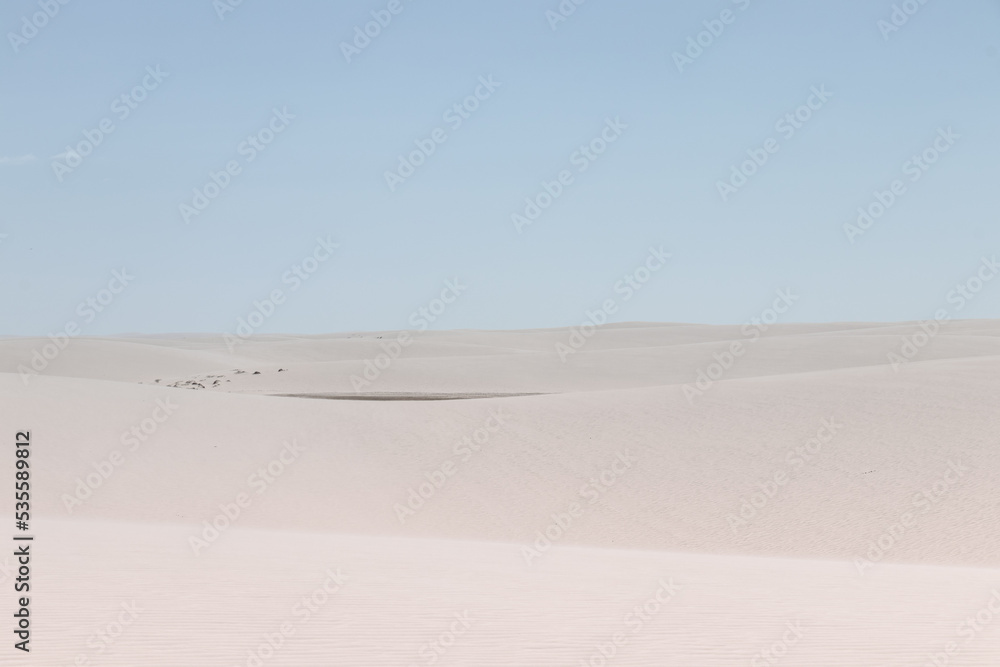 white sand / lençois maranhenses