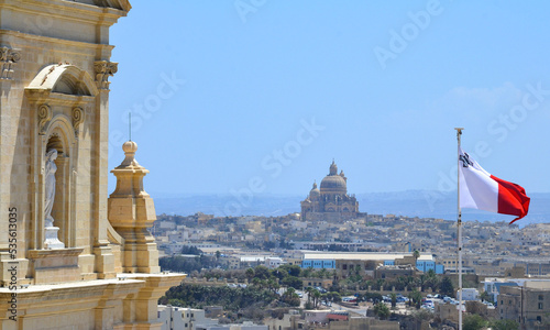 Foto View of the Church of St