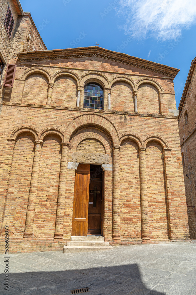 Chiesa San Bartolo, à San Gimignano, Italie