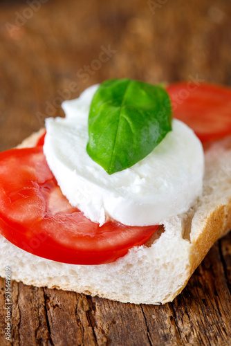 italian caprese sandwich