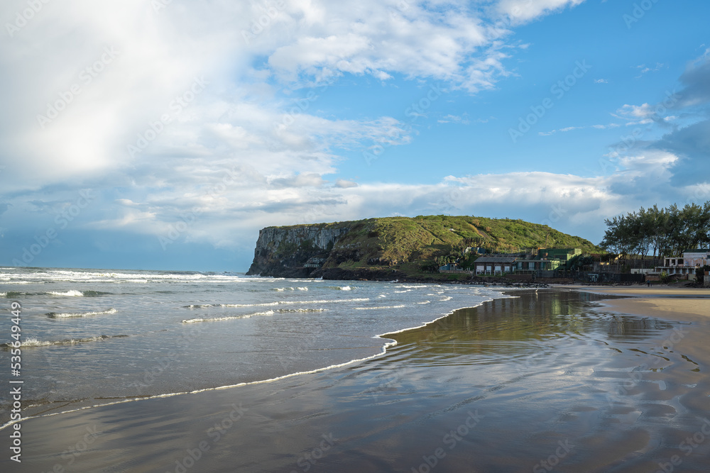 Fototapeta premium Praia da Cal Beach and Furnas Hill (Morro das Furnas) - Torres, Rio Grande do Sul, Brazil
