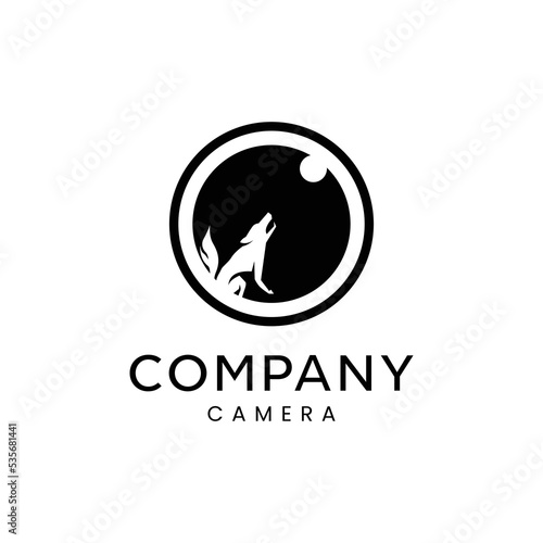 unique black wolf and optic camera logo template, vector image, wolf logo.