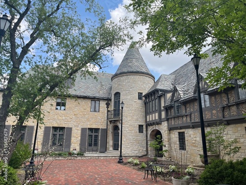 Ewing Manor