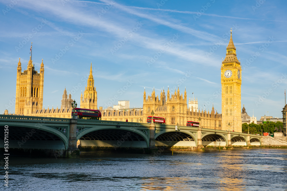 Fototapeta premium Big Ben and Westminster bridge in London. England