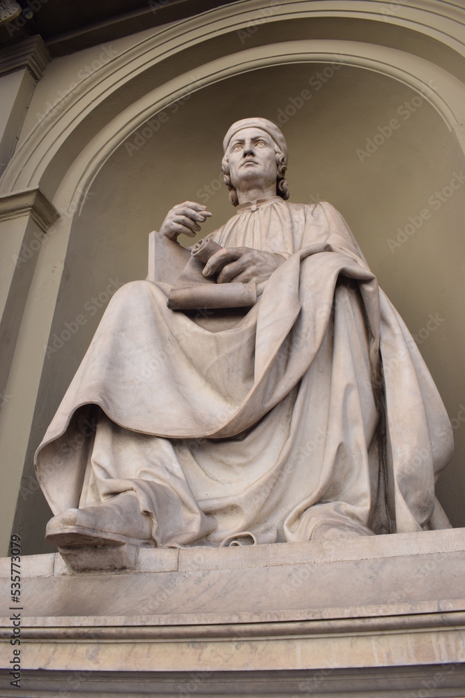Statue of the Cardinal Arnolfo di Cambio in Florence, Italy Statue of the Cardinal Arnolfo di Cambio in Florence, Italy