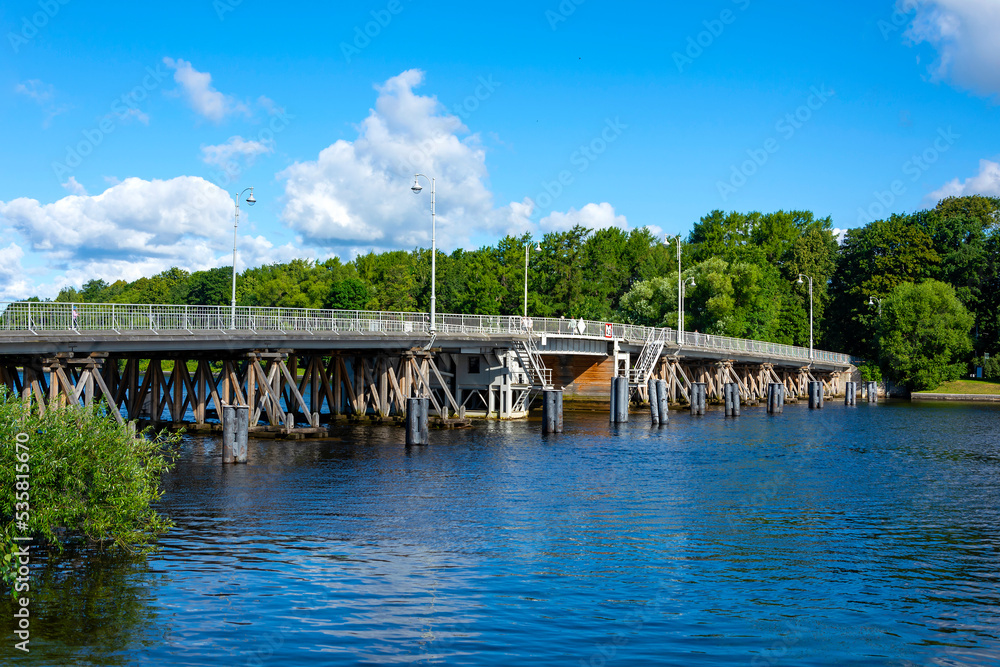 St. Petersburg, 2nd Elagin Bridge