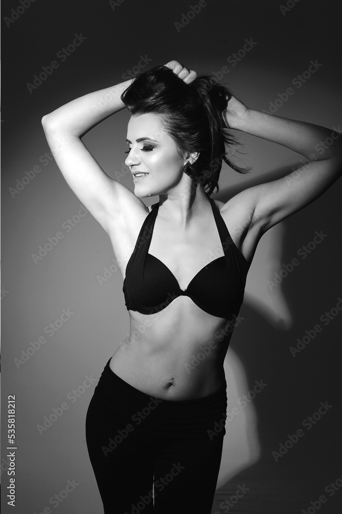 Fototapeta premium modelo mulher linda top model posando