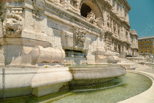 Palace of Justice in Rome photo