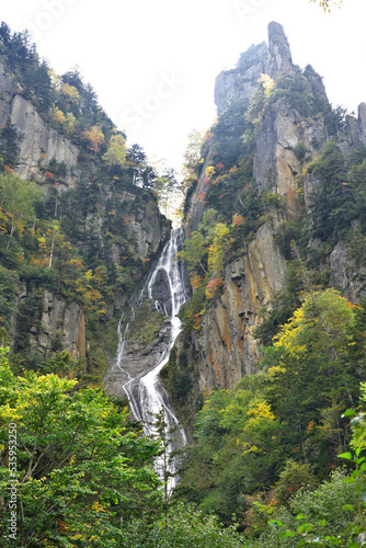 秋の層雲峡の銀河の滝