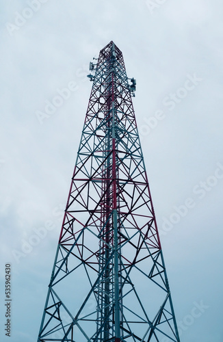 wireless internet telecommunication wave transmission tower