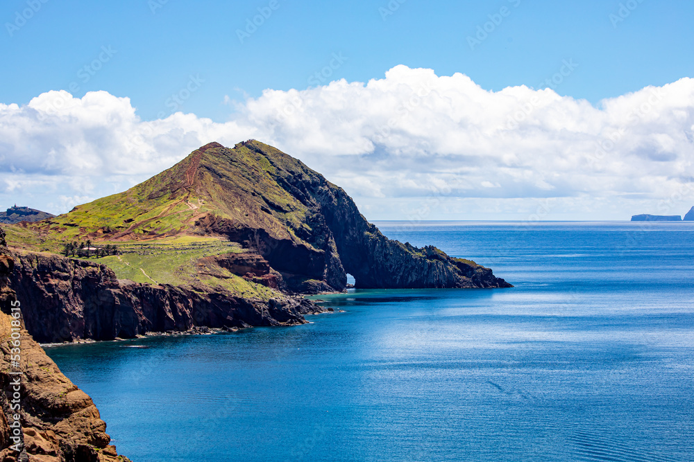 Fototapeta premium Vereda da Ponta de São Lourenço hiking trail, Madeira 
