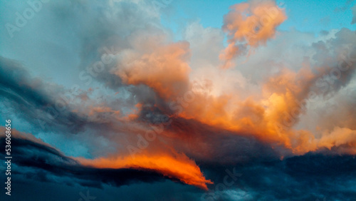 Dramatic clouds © Thomas Bernd