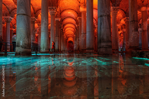 Canvas Print Yerebatan Saray - Basilica Cistern in Istanbul