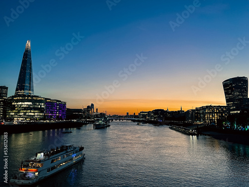 Thames Skyline Sunset Wave © Chris