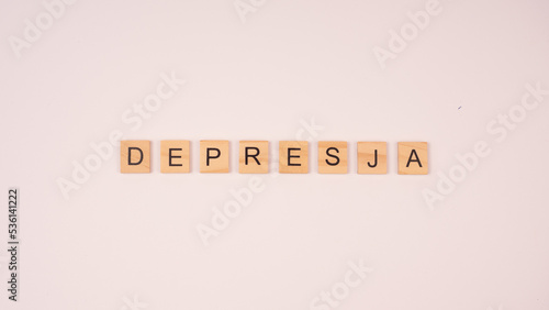 Depresja - napis z drewnianych kostek 