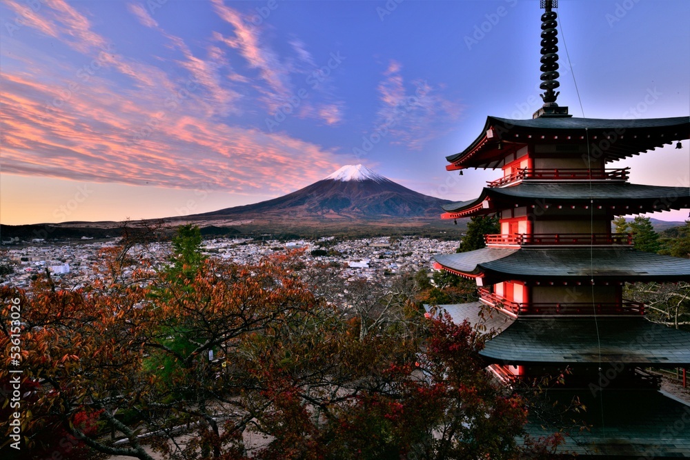 富士山五重塔