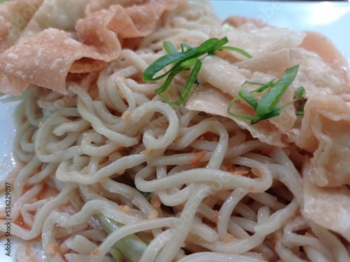 a photo of noodle food, spicy and delicious