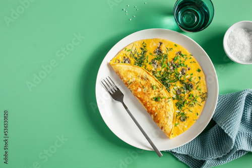 Εκτύπωση καμβά omelette with blue cheese herbs spring onion