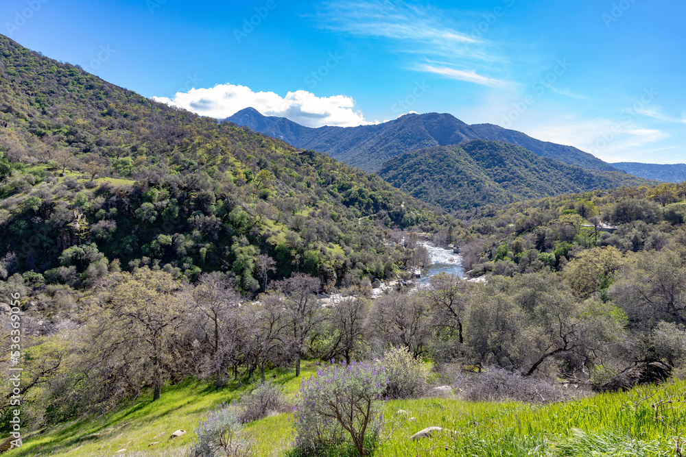 landscape near village of three rivers with view to Middle Fork Kaweah River in Sequoia national park