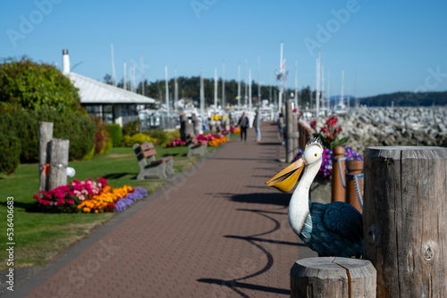 Selective focus shot of funny bird sculpture on the promenade in Sidney Waterfront © David Hutchison/Wirestock Creators