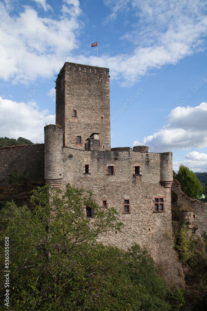 Le château médiéval de Belcastel dans le département de l'Aveyron
