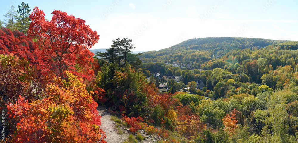 Herbstliches Panorama in den Bergen über Jena in Thüringen Herbstliches Panorama in den Bergen über Jena in Thüringen