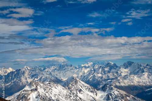 Fototapeta Naklejka Na Ścianę i Meble -  Winter mountain landscape with rocks and snow. Caucasus