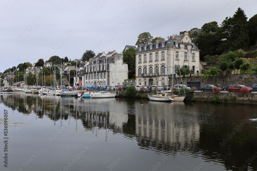La rivière de Morlaix dans la ville, ville de Morlaix, département du finistère, Bretagne, France