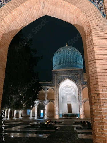 [Uzbekistan] Night view of the Gur-e Amir or Amir Timur Mausoleum (Samarkand)