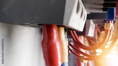 Foto Cable instalation for connection wiring circuit from terminal control , overloads and contactors wiring circuit