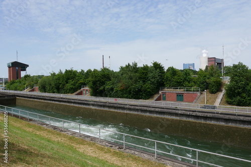 Schleuse Henrichenburg bei Waltrop photo